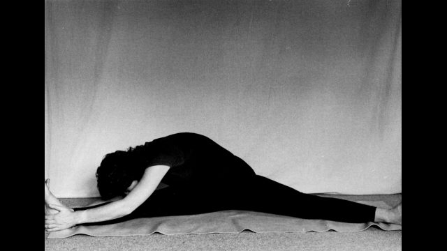 Parsva Upavista Konasana 1982