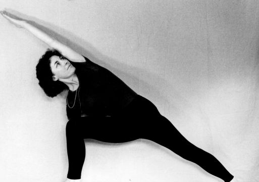 YOGA Parsvakonasana 1982