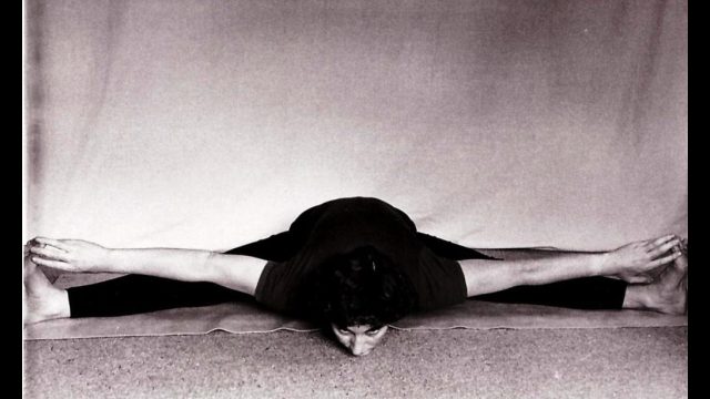 Upavista Konasana 1982 Upavista Konasana 1982